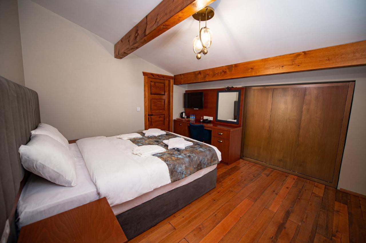 Ahiska Palas Otel Kars Bagian luar foto